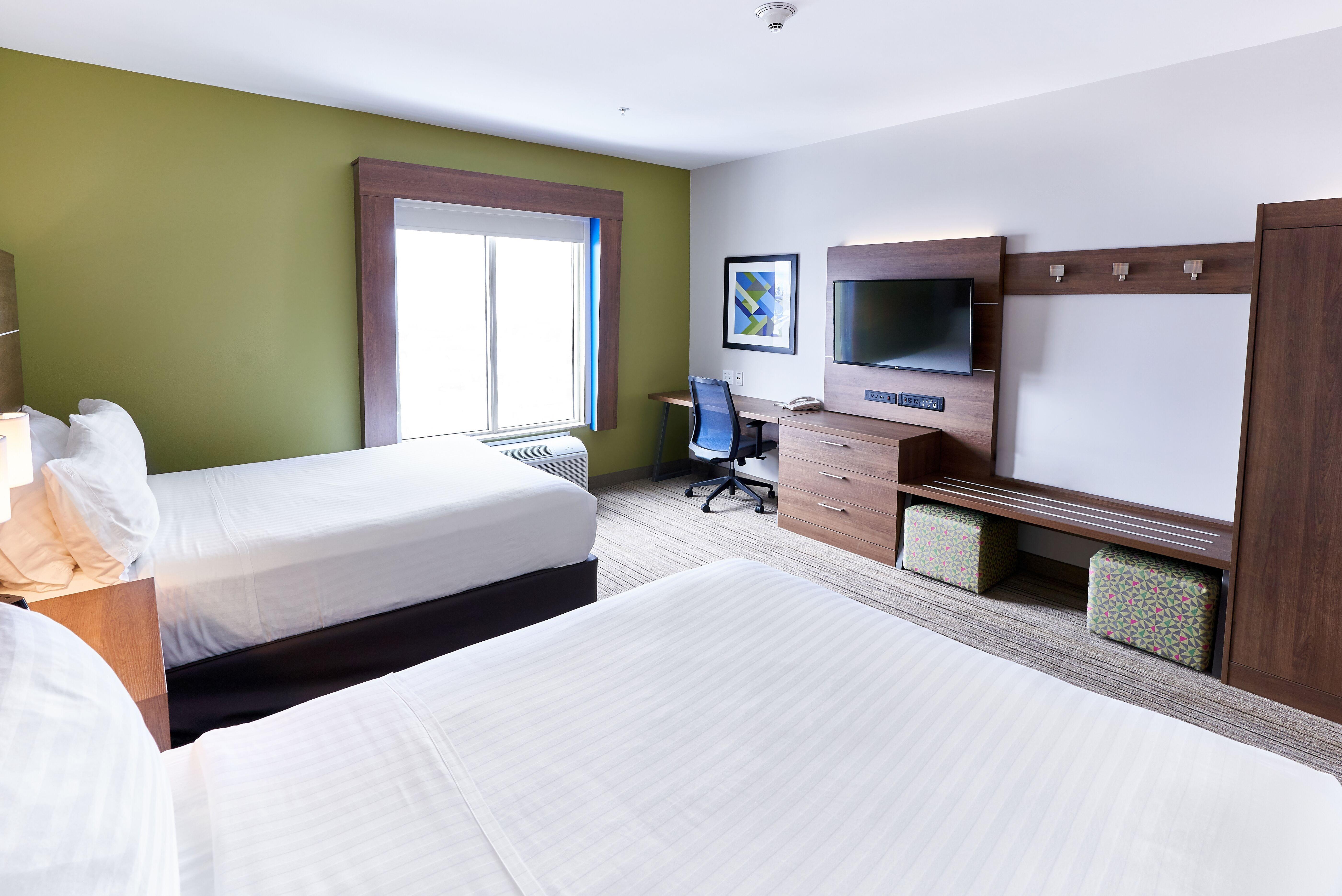 Holiday Inn Express Hotel & Suites Dieppe Airport By Ihg Moncton Exterior foto