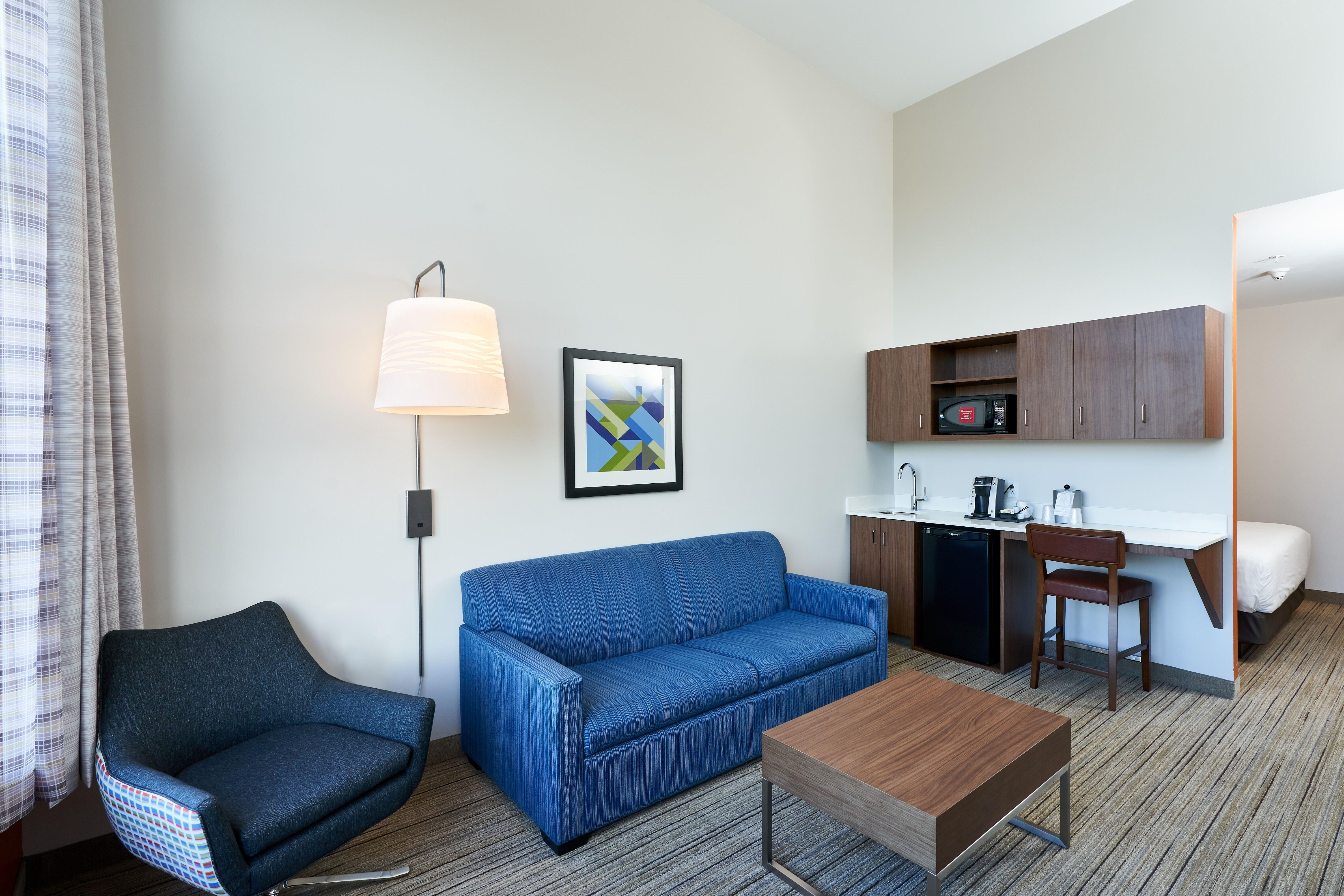 Holiday Inn Express Hotel & Suites Dieppe Airport By Ihg Moncton Exterior foto