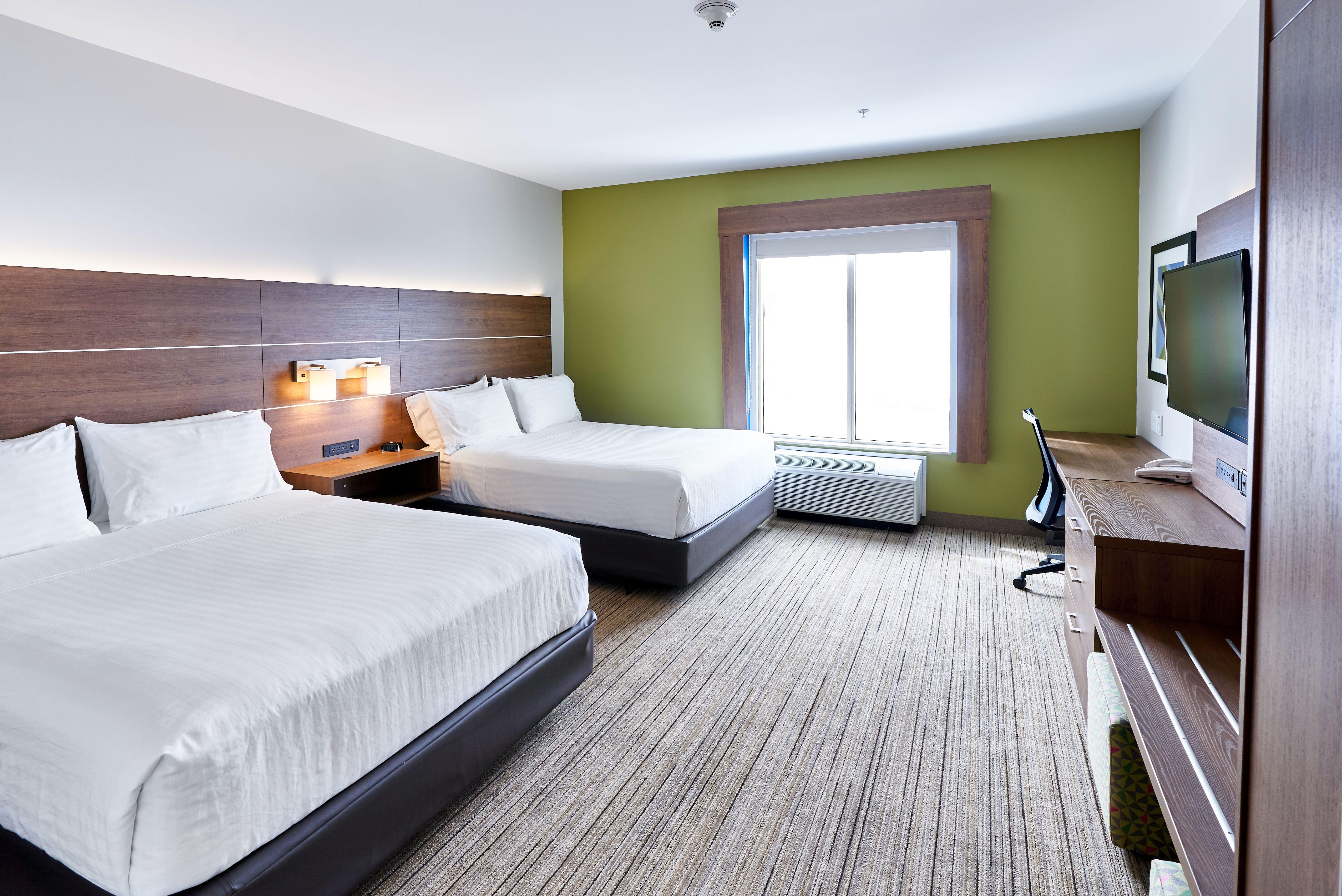Holiday Inn Express Hotel & Suites Dieppe Airport By Ihg Moncton Exterior foto